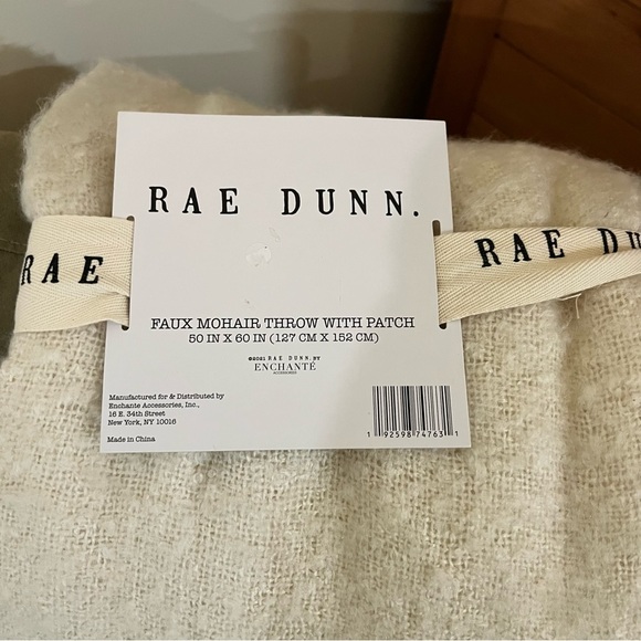 Rae Dunn Faux Mohair Throw Blanket Cream White Mitten Patch Fa La La NEW - Picture 4 of 6